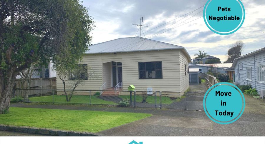  at 43 Tawera Road, Greenlane, Auckland