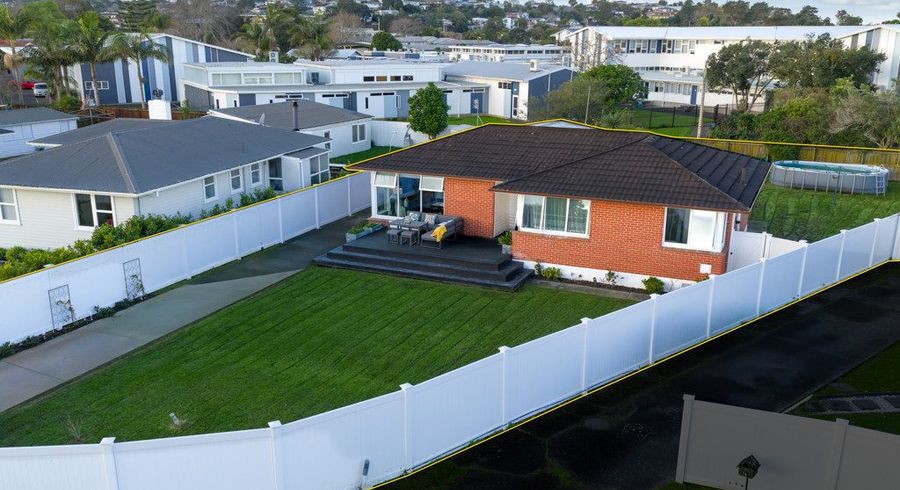  at 14 Mangos Place, Pakuranga, Manukau City, Auckland