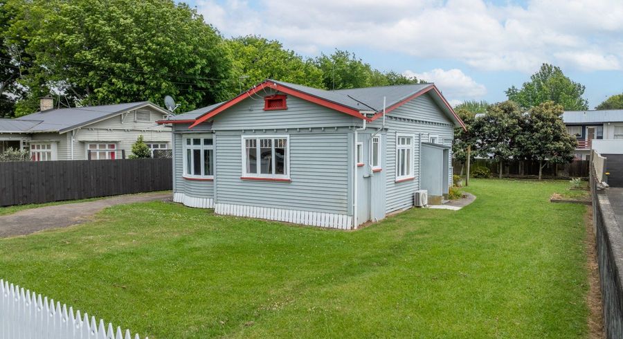  at 19 Piako Road, Claudelands, Hamilton