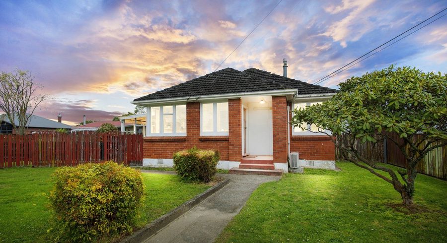  at 11 Davis Crescent, Elderslea, Upper Hutt, Wellington