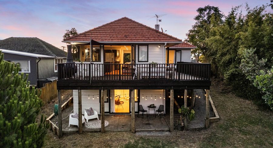  at 28 Inglewood Street, Wai O Taiki Bay, Auckland