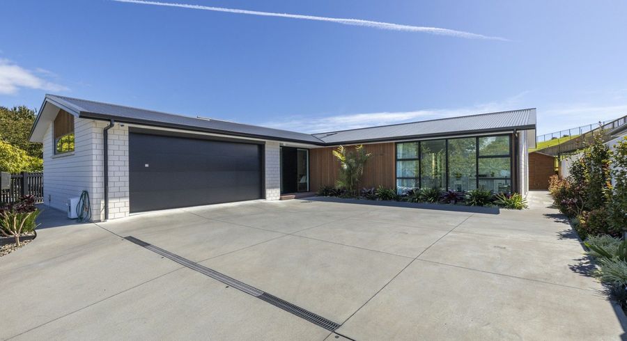  at 10 Mackillop Way, Brooklands, New Plymouth