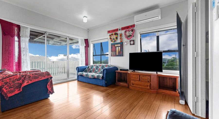  at 36 Peverill Crescent, Papatoetoe, Auckland