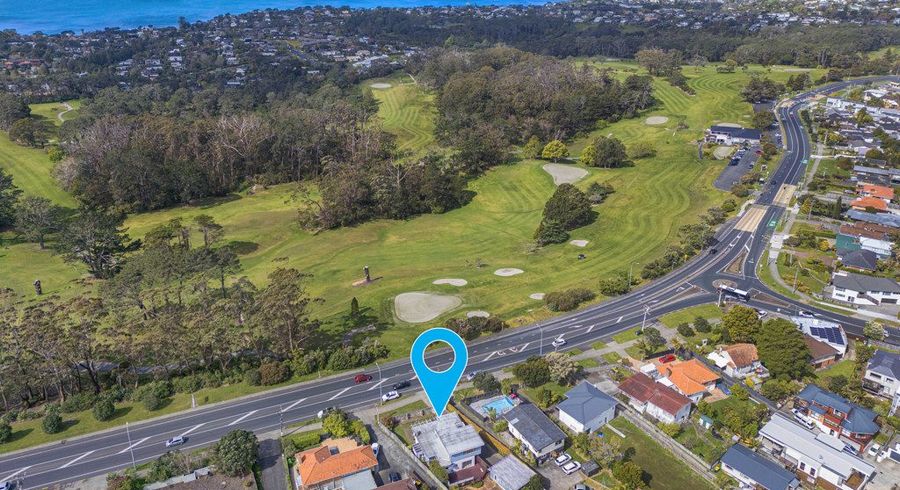  at 330 East Coast Road, Sunnynook, Auckland