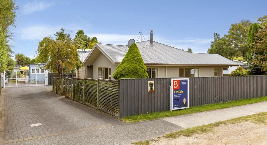  at 2/156 Spa Road, Lake Taupo, Taupo, Waikato
