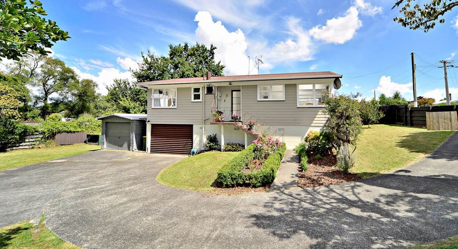  at 8 Montana Place, Papakura, Papakura