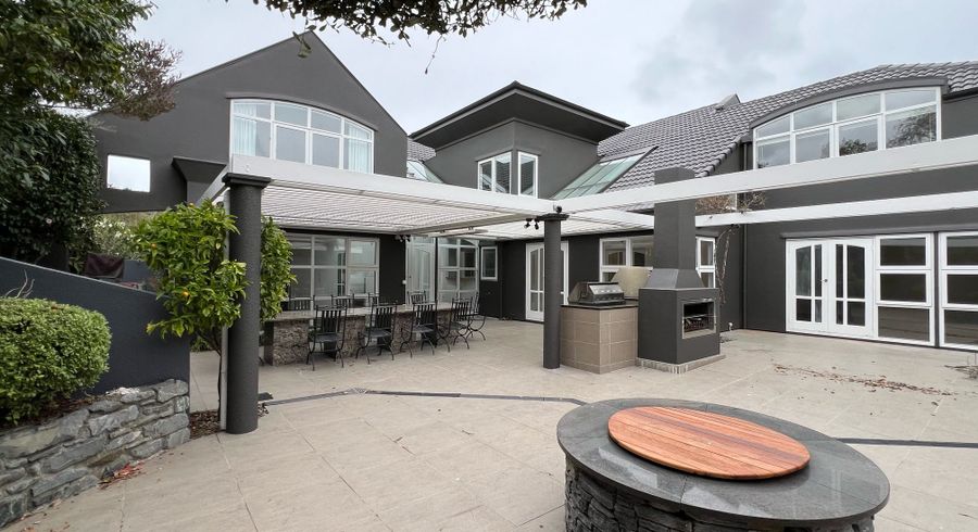  at 4 Bloomfield Terrace, Lower Hutt, Lower Hutt, Wellington