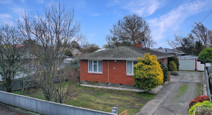 at 1 Bird Street, Hampstead, Ashburton