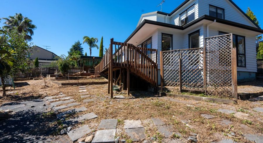  at 26 Twin Court, Albany, North Shore City, Auckland