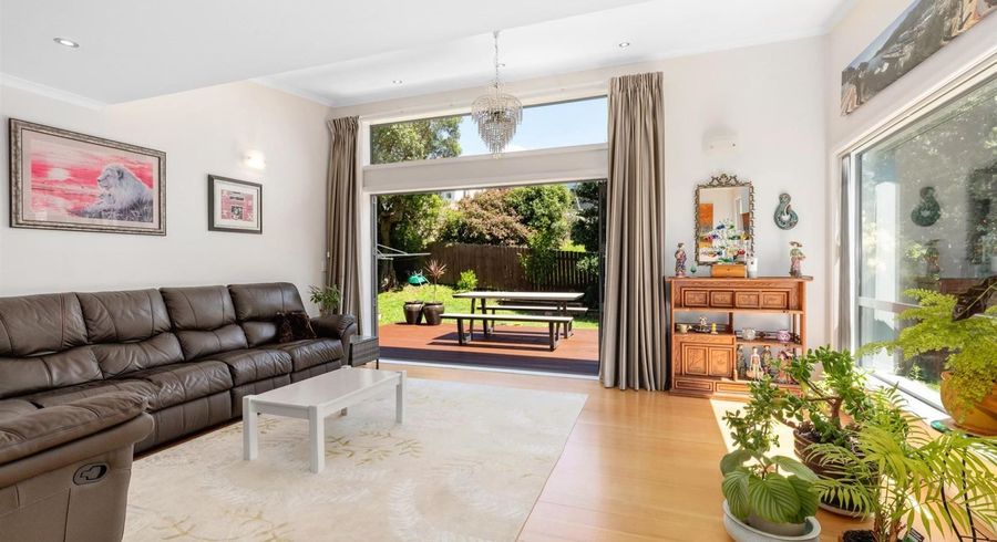  at 12 Anthony Street, Tawa, Wellington