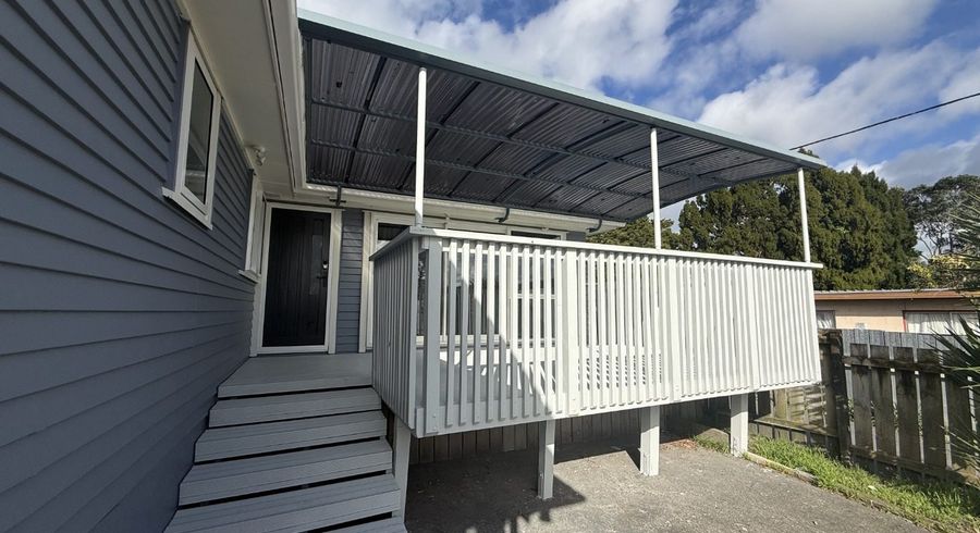  at 1/324 Swanson Road, Henderson, Waitakere City, Auckland