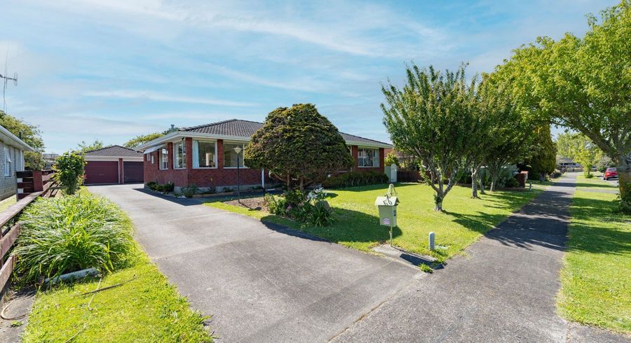  at 11 Chippendale Crescent, Highbury, Palmerston North, Manawatu / Whanganui
