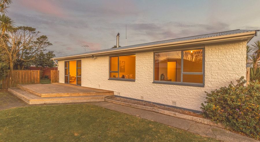 at 52 Castletown Place, New Brighton, Christchurch City, Canterbury