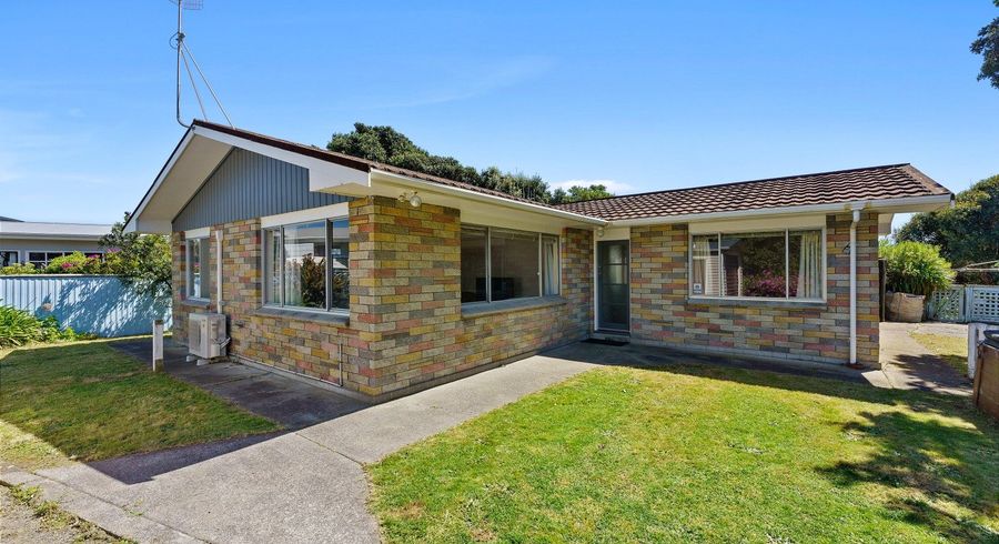  at 44 Toi Street, Otaki Beach, Otaki