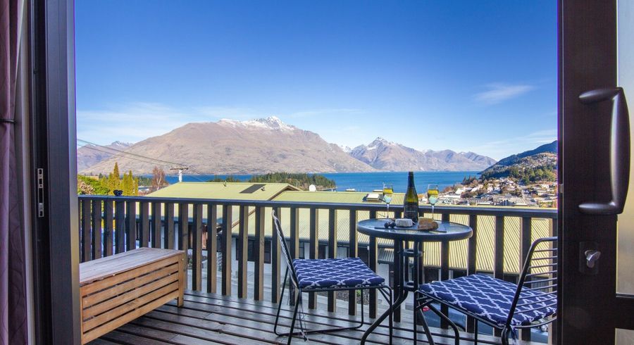  at 5/14 MALAGHAN ST, QUEENSTOWN