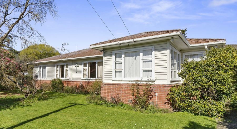  at 194 Naenae Road, Naenae, Lower Hutt, Wellington