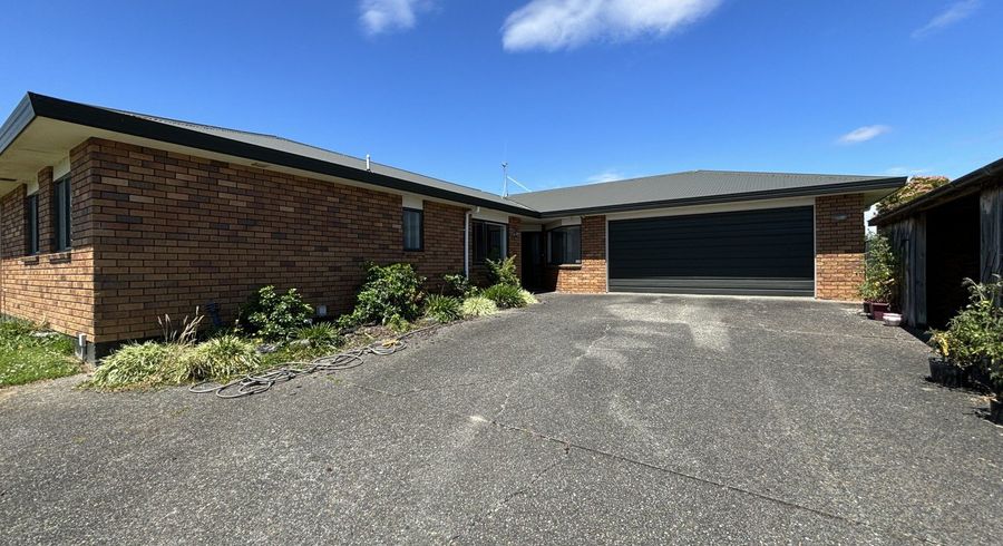  at 125 Ruapehu Drive, Fitzherbert, Palmerston North