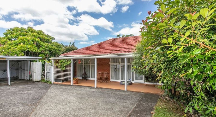  at 4/39 Tawhiri Road, One Tree Hill, Auckland