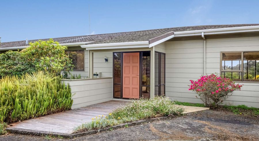  at 114B Riversdale Drive, Merrilands, New Plymouth