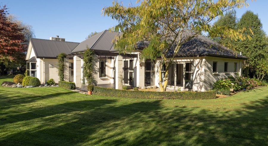  at 208 Seafield Road, Elgin, Ashburton