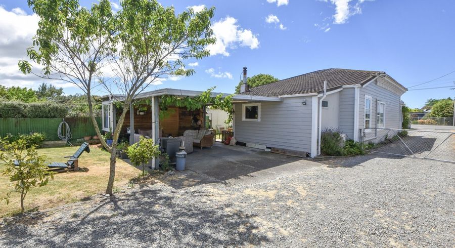  at 234 High Street South, Carterton