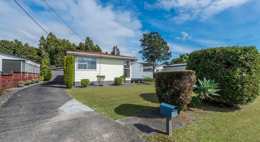  at 214 Glengarry Road, Glen Eden, Auckland