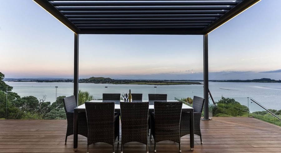  at 8 Saran Place, Hillsborough, Auckland City, Auckland