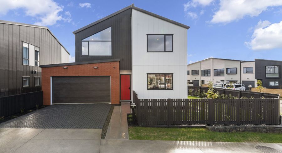  at 39 Te Aniwaniwa Terrace, Albany, Auckland