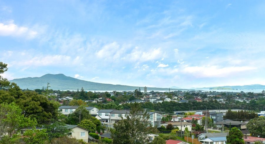  at 19/69 Target Road, Totara Vale, North Shore City, Auckland