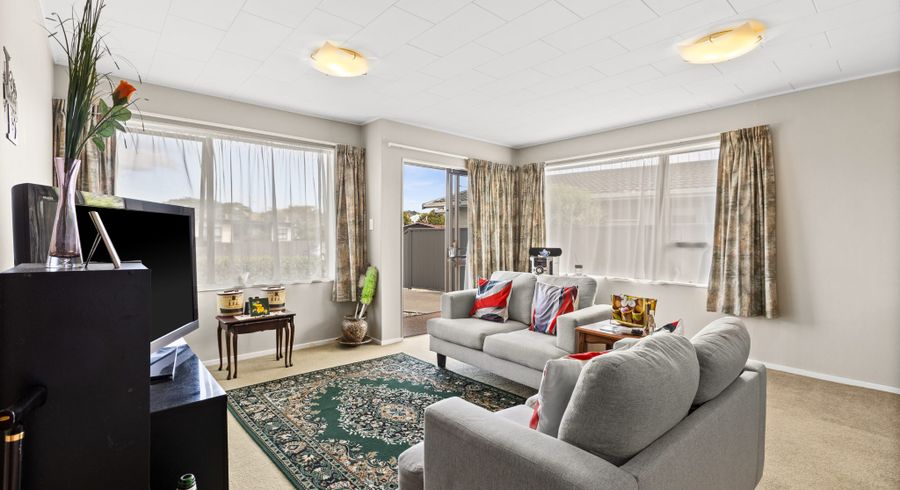  at 1/5 Somerset Place, Taradale, Napier, Hawke's Bay