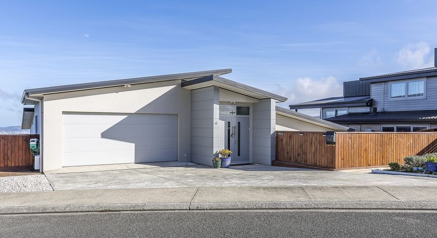 at 4 Grumman Lane, Newlands, Wellington