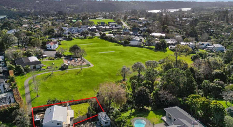  at 10D Shiloh Way, Greenhithe, North Shore City, Auckland