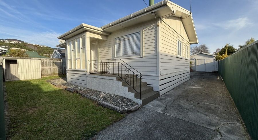  at 6 Maitland Avenue, Stoke, Nelson, Nelson / Tasman