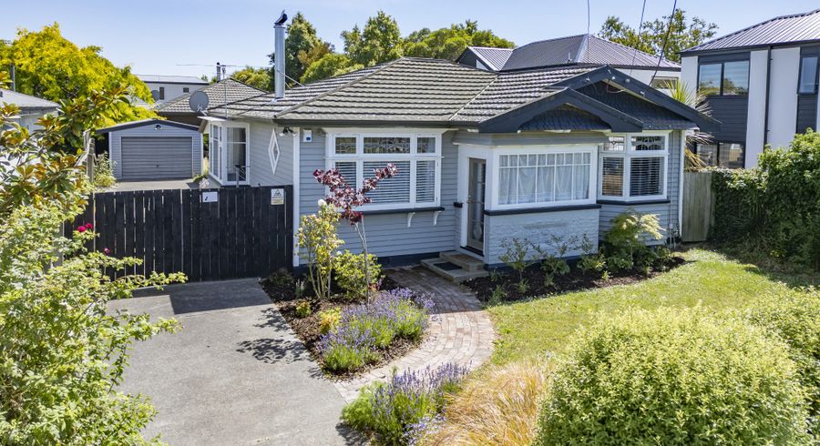  at 33 Wembley Street, Sydenham, Christchurch