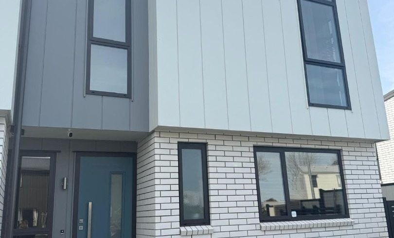  at 32 Cessna Crescent, Mangere, Manukau City, Auckland