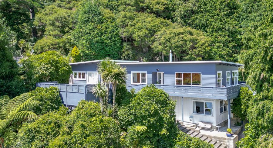  at 4 Hine Road, Wainuiomata, Lower Hutt