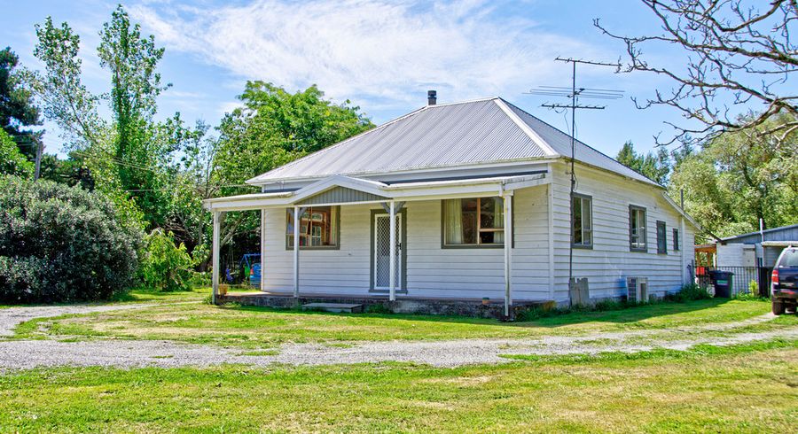  at 368 Belvedere Road, Carrington, Carterton