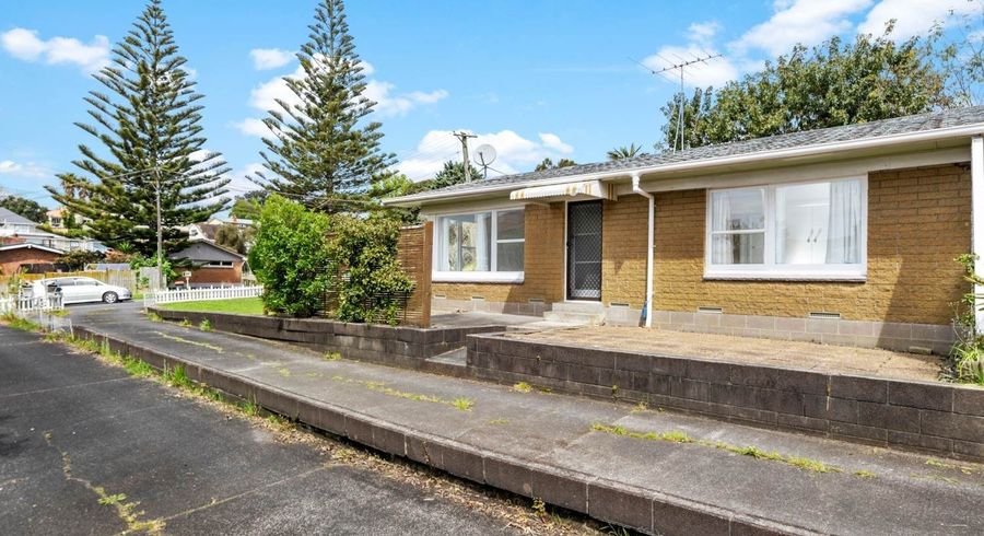  at 1/12 Quona Avenue, Hillsborough, Auckland City, Auckland