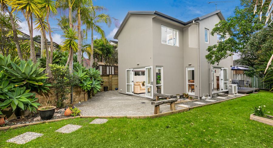  at 28 Admirals Court Drive, Greenhithe, Auckland