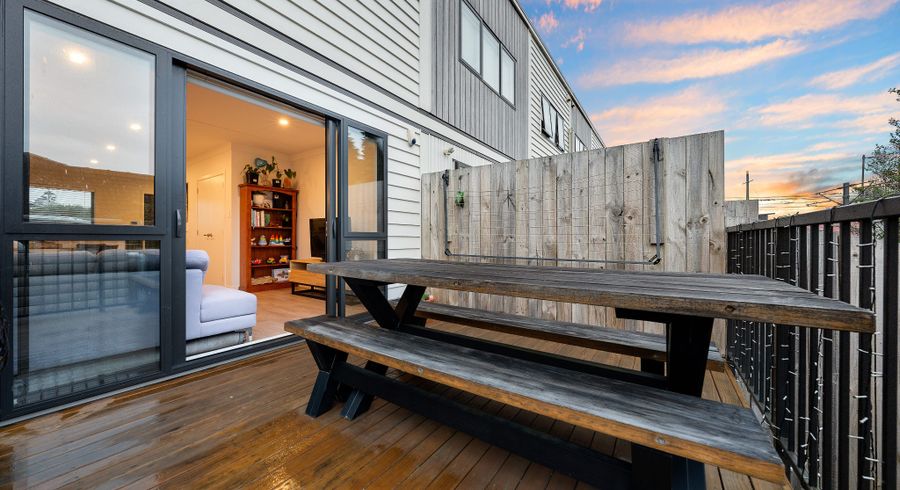  at 7/2 Brandon Road, Glen Eden, Auckland