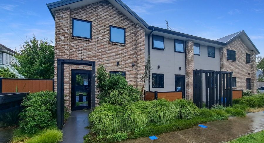  at 4/17 Pearce Crescent, Taita, Lower Hutt, Wellington