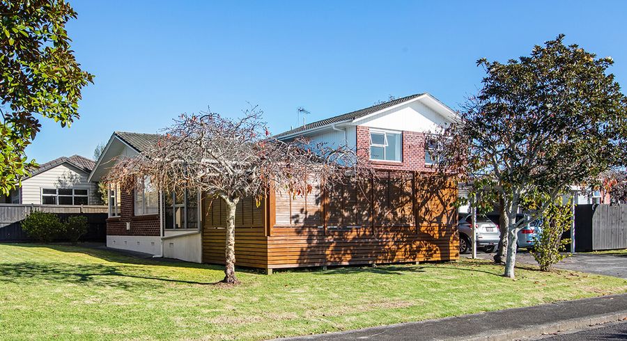  at 28 Celtic Crescent, Ellerslie, Auckland