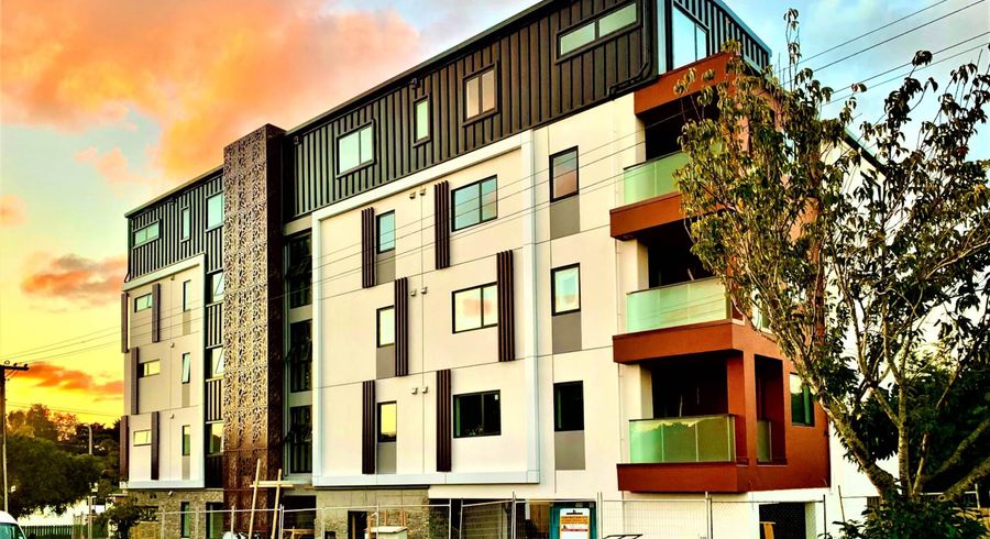  at 303/2A Truro Road, Sandringham, Auckland