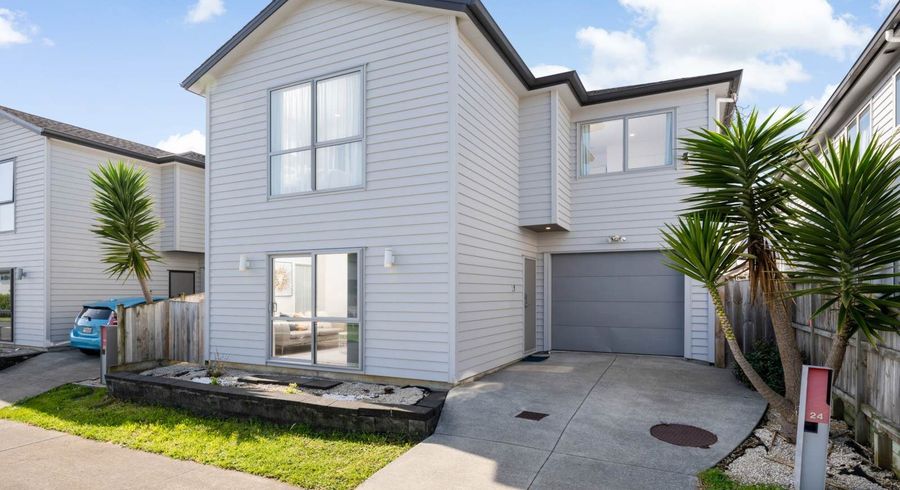  at 24 Calcite Avenue, Flat Bush, Manukau City, Auckland