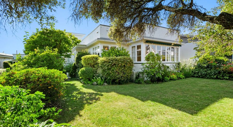  at 11 Coleman Terrace, Hospital Hill, Napier, Hawke's Bay