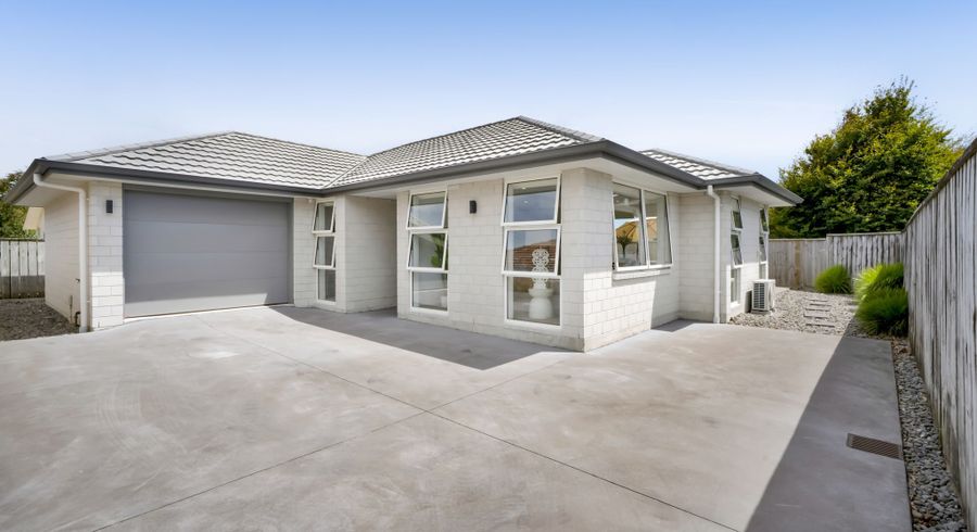  at 33a Upjohn Street, Brooklands, New Plymouth, Taranaki