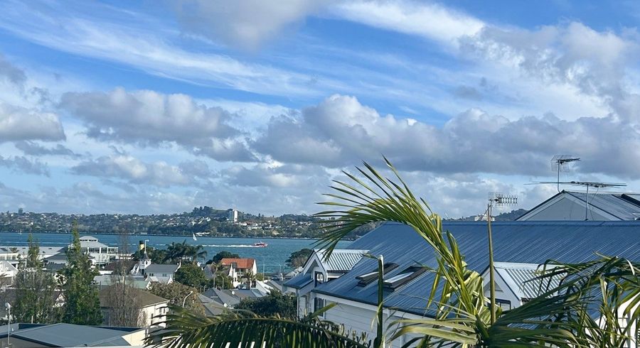 at 2/9 Calliope Road, Devonport, North Shore City, Auckland
