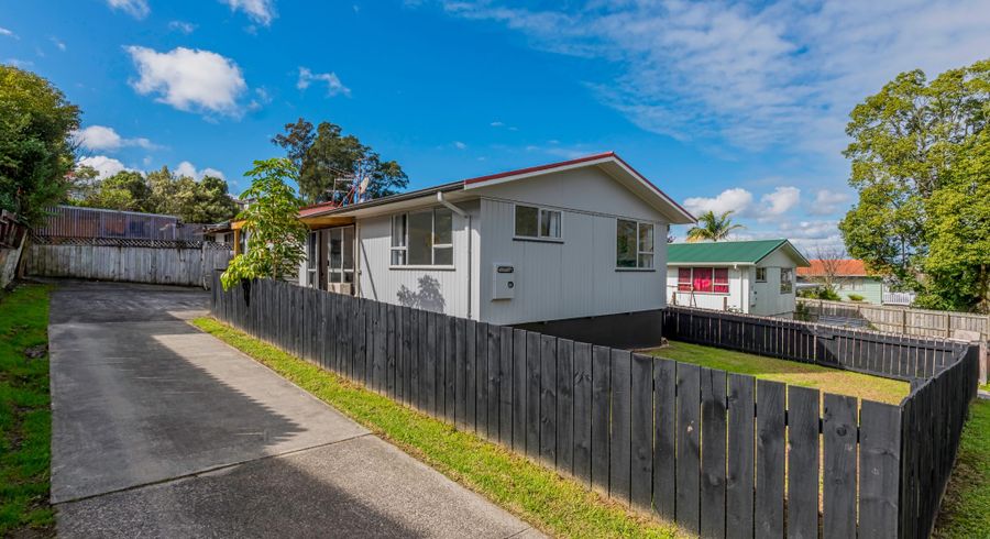  at 1/26 Kemp Road, Massey, Auckland