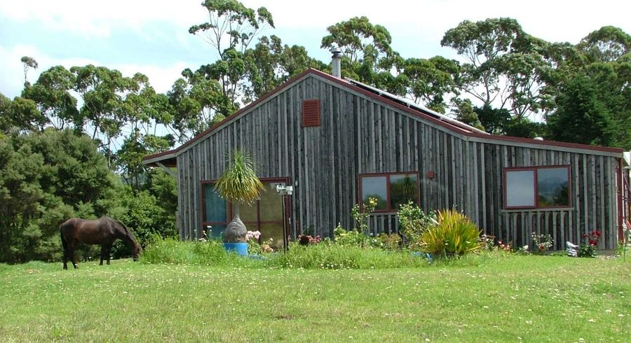  at 882 South Head Road, Helensville