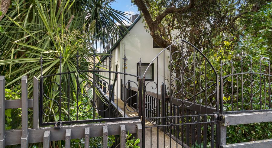  at 5/46 Hiropi Street, Newtown, Wellington